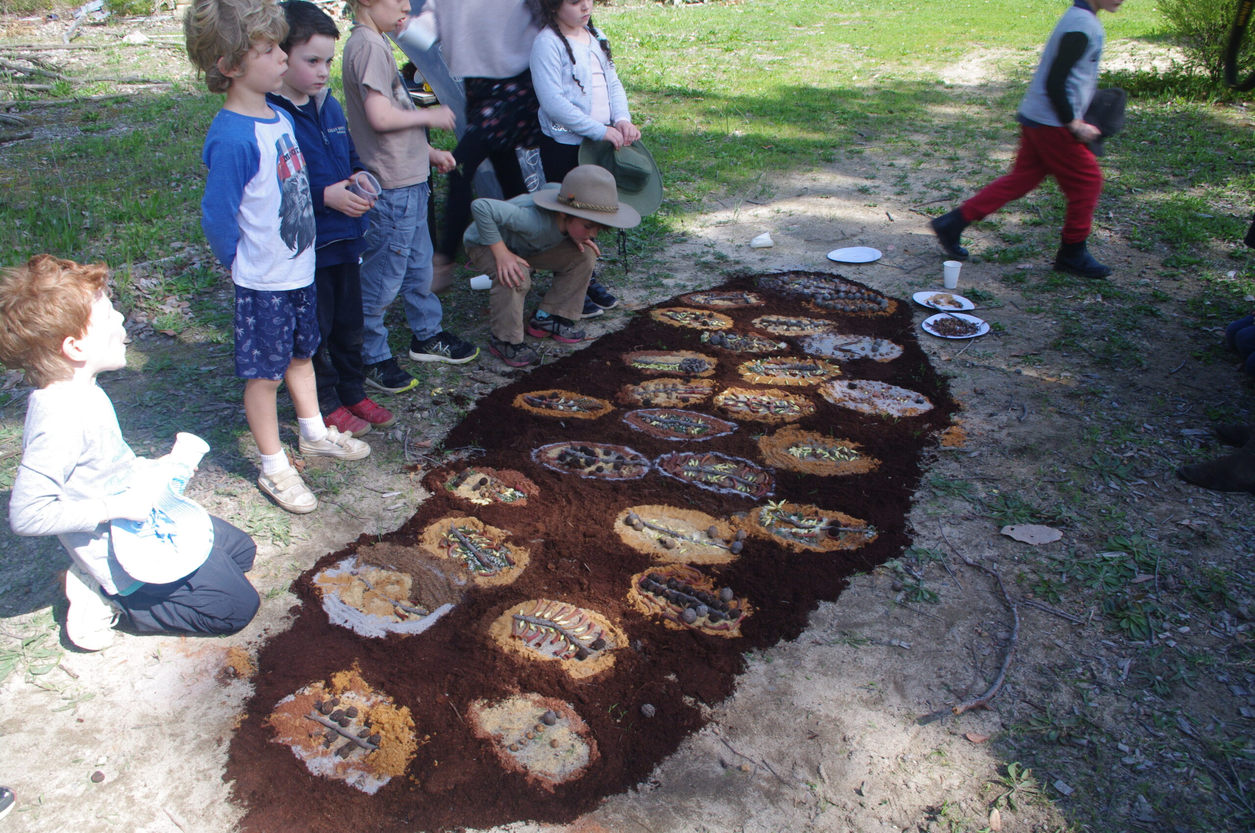 Live-Land-Art-Installation